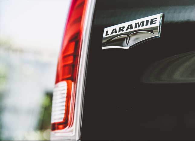 RAM 1500 Classic Laramie®