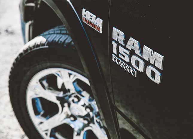 RAM 1500 Classic Laramie®